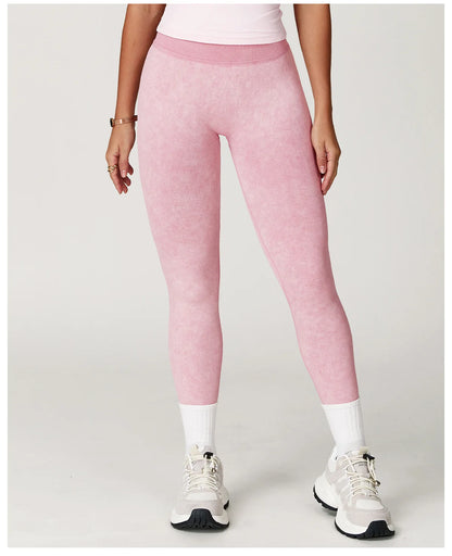 Seamless High-Waist Everyday Leggings - Soft Hold. Sleek Shape.