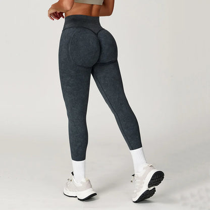 Seamless High-Waist Everyday Leggings - Soft Hold. Sleek Shape.