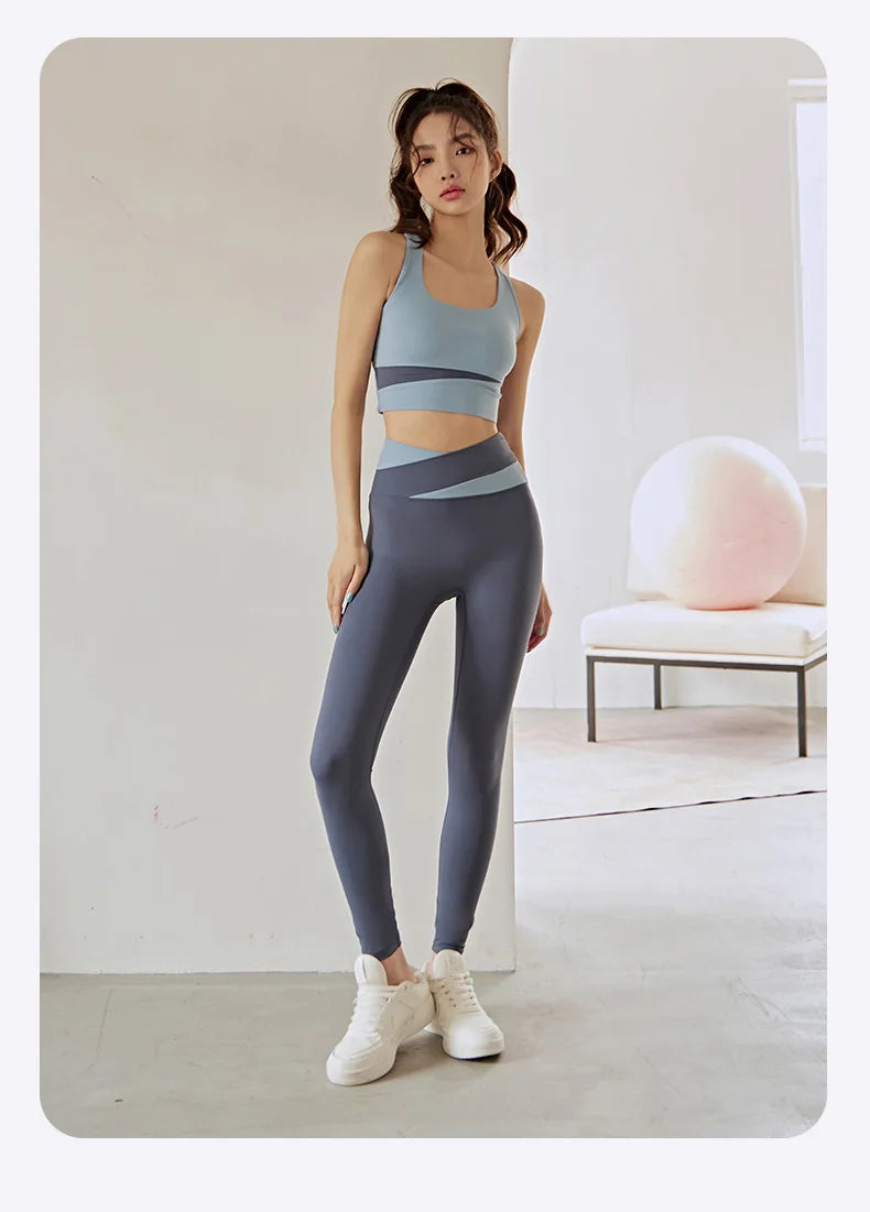 Colour-Block Crossover Sculpt Set - Match Your Momentum.