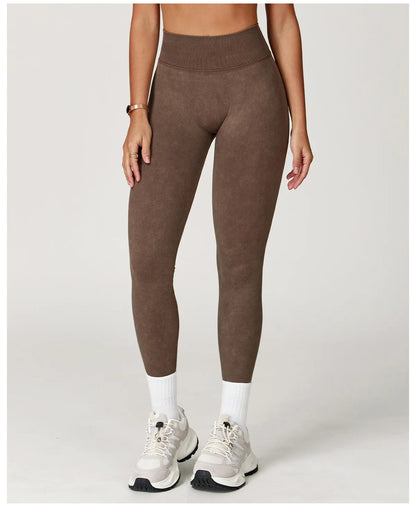 Seamless High-Waist Everyday Leggings - Soft Hold. Sleek Shape.