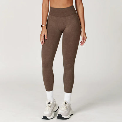 Seamless High-Waist Everyday Leggings - Soft Hold. Sleek Shape.