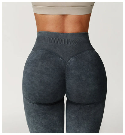 Seamless High-Waist Everyday Leggings - Soft Hold. Sleek Shape.