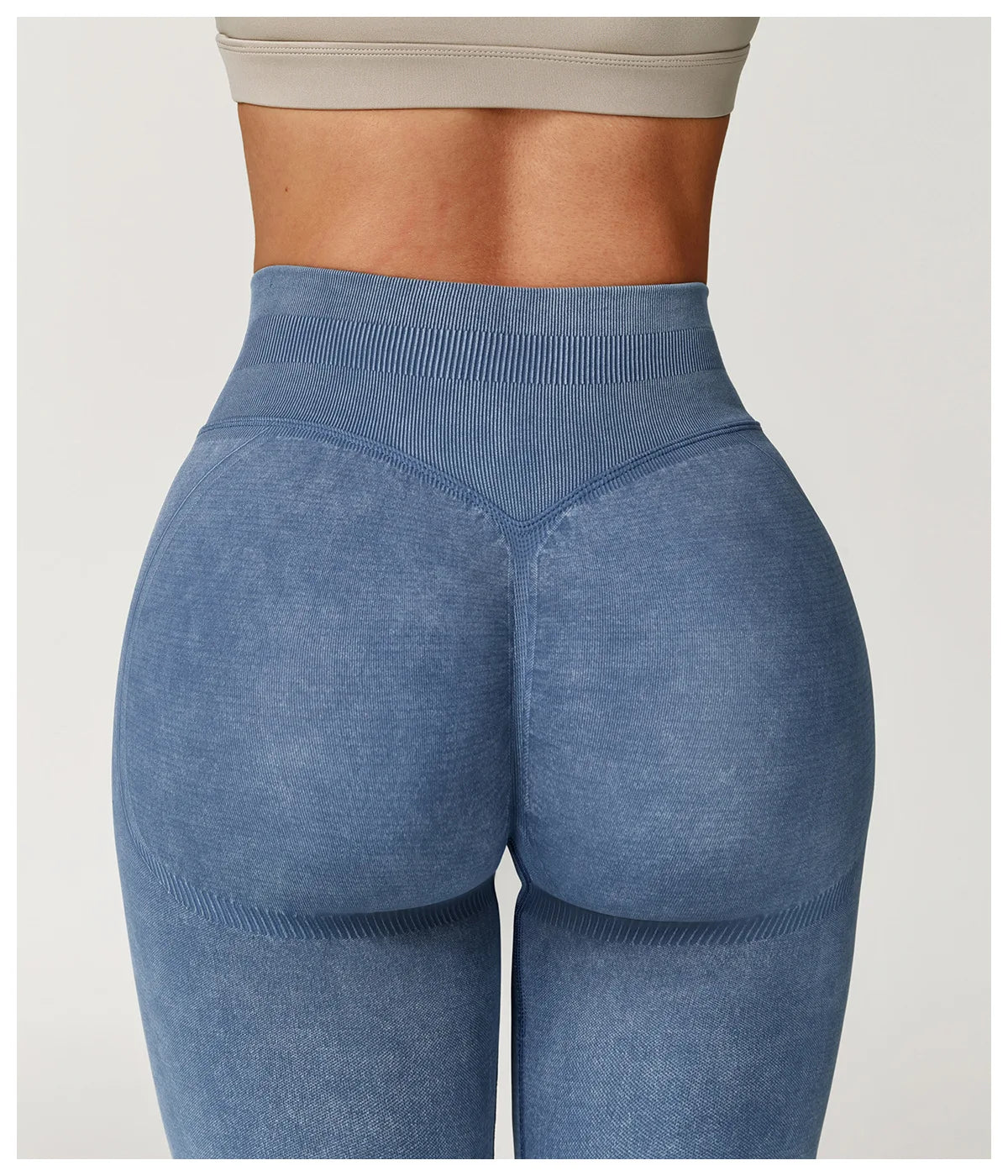 Seamless High-Waist Everyday Leggings - Soft Hold. Sleek Shape.
